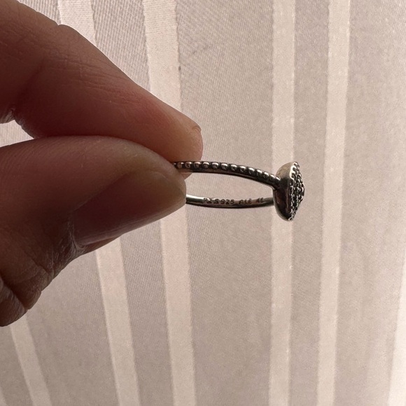 Pandora Elegant Sparkle Ring - Picture 5 of 6
